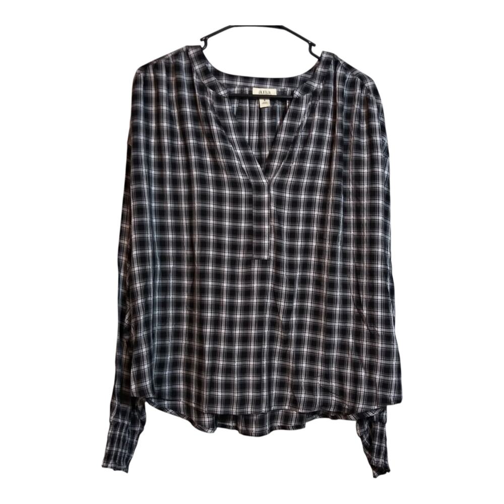a.n.a A New Approach Plaid Black and White Long Sleeve Top Size M